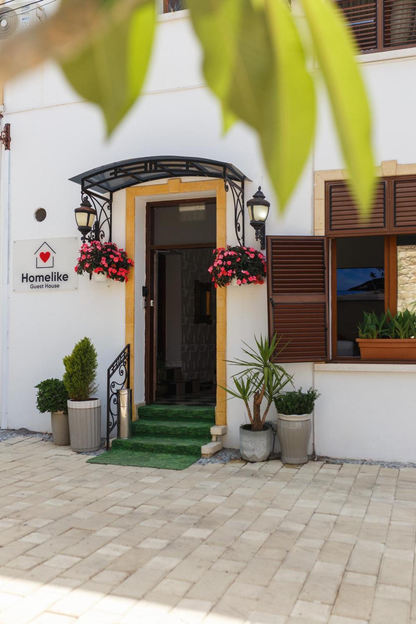 Homelike Guest House Kyrenia  Bagian luar foto