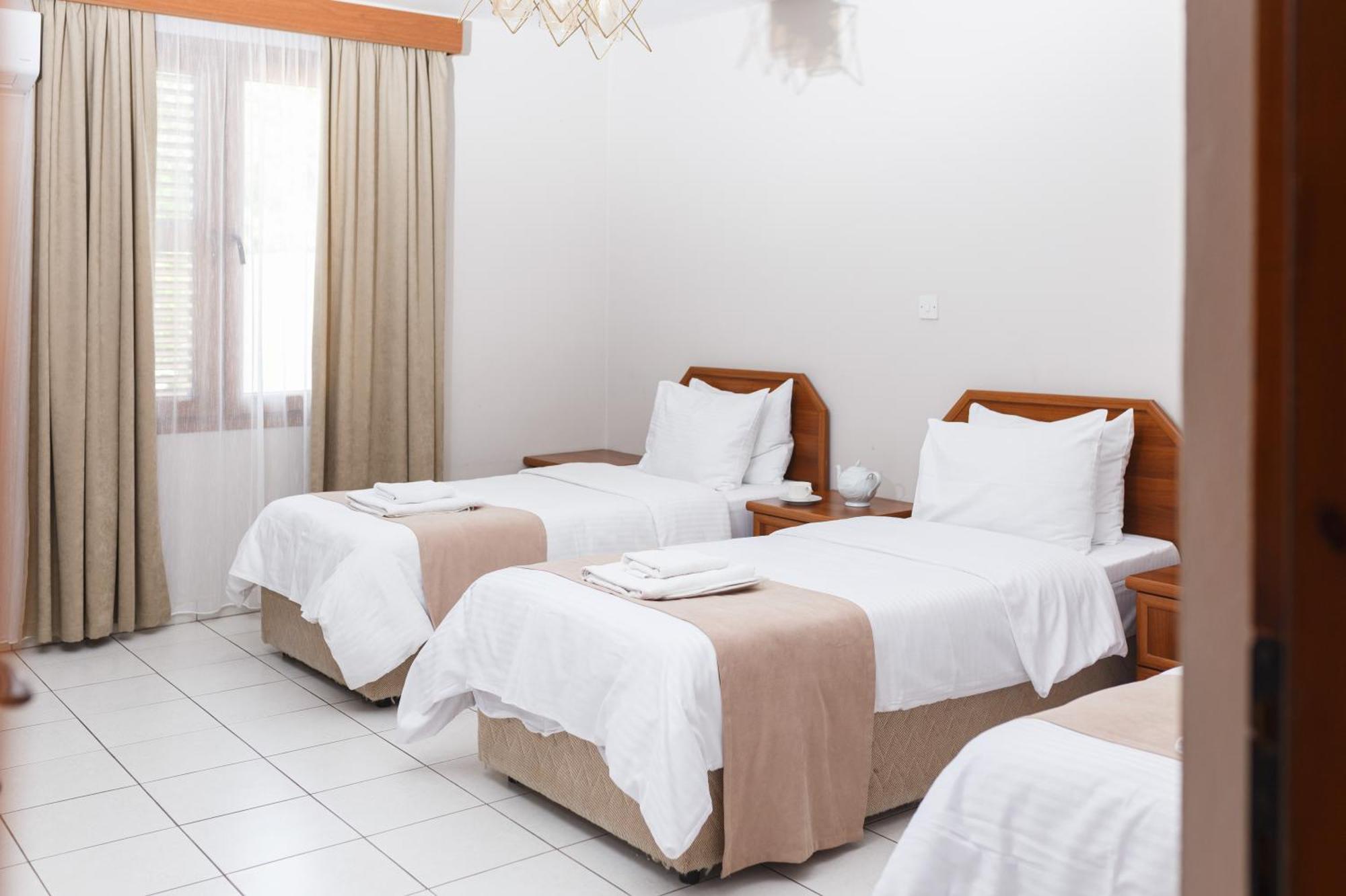 Homelike Guest House Kyrenia  Ruang foto