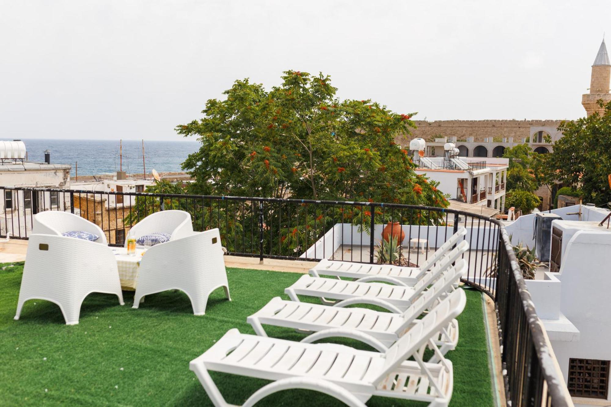 Homelike Guest House Kyrenia  Bagian luar foto